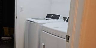 114 SE 3rd Street Gallery 8