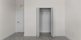 1134 Cumming Street E Gallery 15