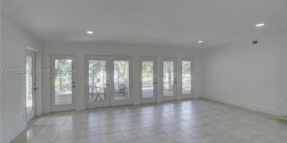 616 SW 11th Ct Gallery 11