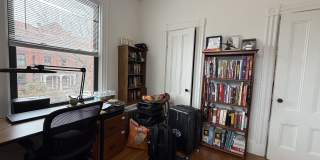 16 Davis Ave Gallery 13
