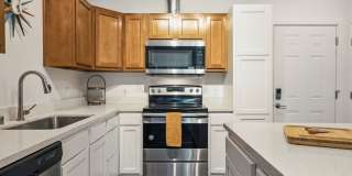 Pullman Modern Urban Apartments Gallery 11