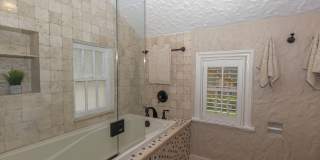 Spacious 4-Bedroom 1930's Mediterranean Home in College Park Gallery 21