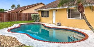 8060 NW 51st Ct Gallery 9