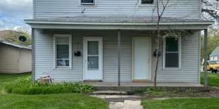 Great 2 bedroom, 1 bath duplex! Gallery 1