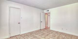 2012 Amy Sue Drive unit: B Gallery 39