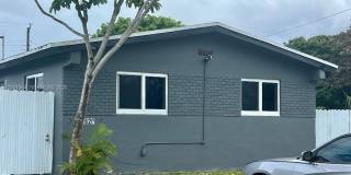 2620 NW 18th Ter Gallery 1