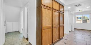 6 Bedrooms, 3 Bath,  Pool CLOSE TO ASU (Rural & Broadway) Gallery 17