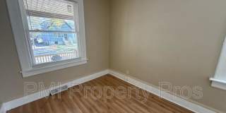 2945 N 23rd St Gallery 6