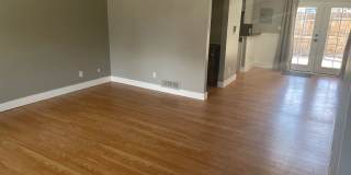 South Denver, 2 bed 2.5 bath Townhome, 2 Car Parking, Close to Light Rail Gallery 6