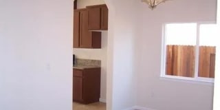 4 bedroom, 2 bath SOLAR house with a bonus room Gallery 4