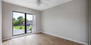 1761 North Congress Avenue Gallery 26