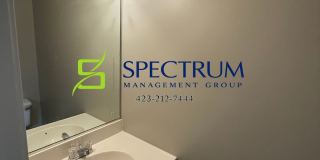 2 Bedroom 1.5 Bath duplex with basement garage. Gallery 16