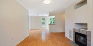 The Residences at King Farm Gallery 14