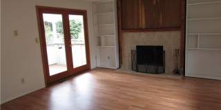 3bd/1ba Kirkland Home Gallery 8