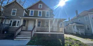 Beautiful 3 Bedroom 1 Bathroom Single Family House for Rent in Asbury Park! Gallery 1