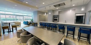 Grand Plaza Gallery 24