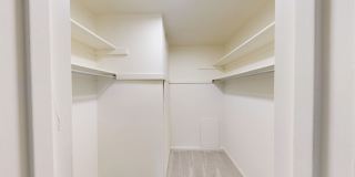 Fresh and ready 2Bed/1Bath - Close to Metro, Shopping, and Dining! Gallery 16