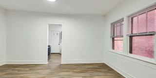 2231 Flora Street Gallery 5