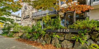 2 Bedroom 2 bath in the Heart of Ballard Gallery 3