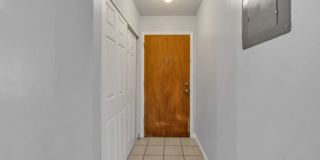 Beautiful 2 Bed 1 Bath Condo Near Old Colorado!! Gallery 3