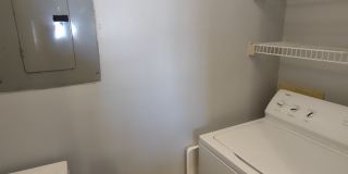 2BD/1BA Condo located in Lakeshore Village! Gallery 25