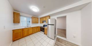 1900 Washington Street Gallery 1