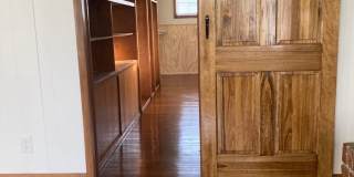 2718-2720 S. Stewart Gallery 12