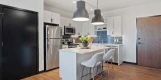 37 West Farnam Gallery 31