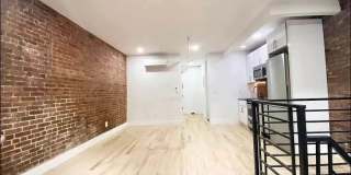 52 Hamilton Place Gallery 7