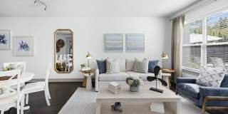 The Landing at Vinnin Square Gallery 4