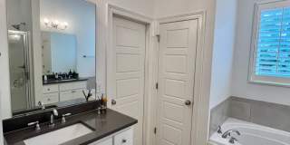 SPACIOUS 3 BEDROOM HOME WITH ALL UTILITIES INCLUDED Gallery 12