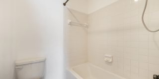 Updated 2BR/2.5BA in Fantastic Chapel Hill Location! Convenient to I-40! Gallery 13
