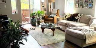 408 E 8th St. Gallery 11