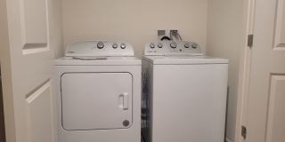 Charming 3-Bedroom Home with Spacious Yard Gallery 12