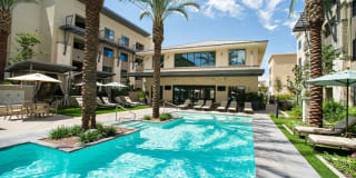 The Lincoln Scottsdale Gallery 19