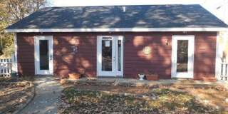 Madison Street Quarters - 1 bedroom 1 bath studio Gallery 1