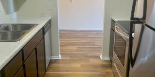 Cedarwood West Apartments Gallery 1