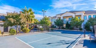 Flexible lease options! Spacious Townhome in Washington Gallery 24