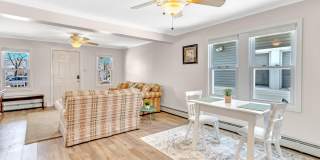 320 Ocean Park Avenue Gallery 12