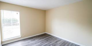 Retreat at Rosslyn Gallery 8