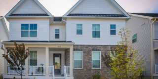Beautiful 5 Bedroom, 3 Bath Toll Brothers Home with Premium Upgrades for Long-Term Lease Gallery 1