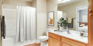 West Pointe Apartment Homes Gallery 1