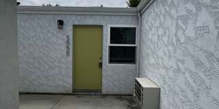 6 Bedroom 3 Bath- Large rooms, AC Gallery 29