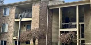 2605 Greenstone BLVD APT 201 Street Gallery 1