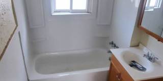 Charming 4-Bedroom Property in Prime Location Gallery 5