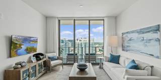 Veneto Las Olas Gallery 14