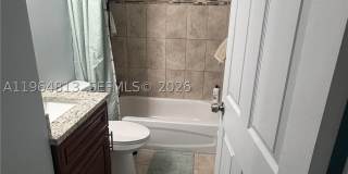 1955 NW 5th Pl Gallery 15