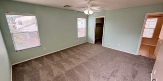 Beautiful 4Bed/3Bath/2Car home located within the Iron Mountain Ranch Community Gallery 42