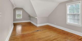 2728 Winburn Terrace Gallery 11