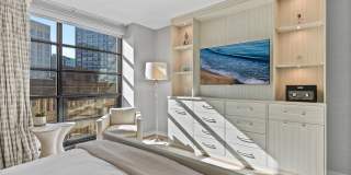 580 Washington Street Gallery 15